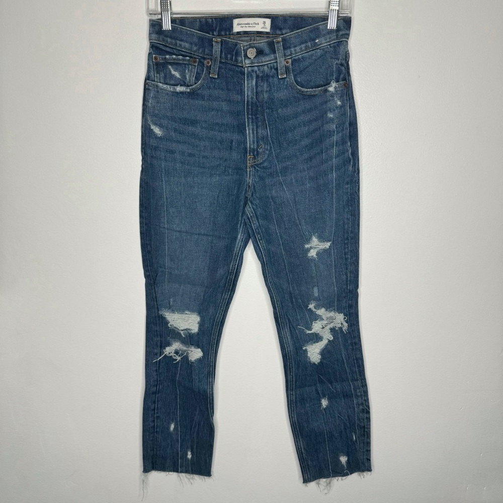 Abercrombie & Fitch High Riss Mom Jean Size 26